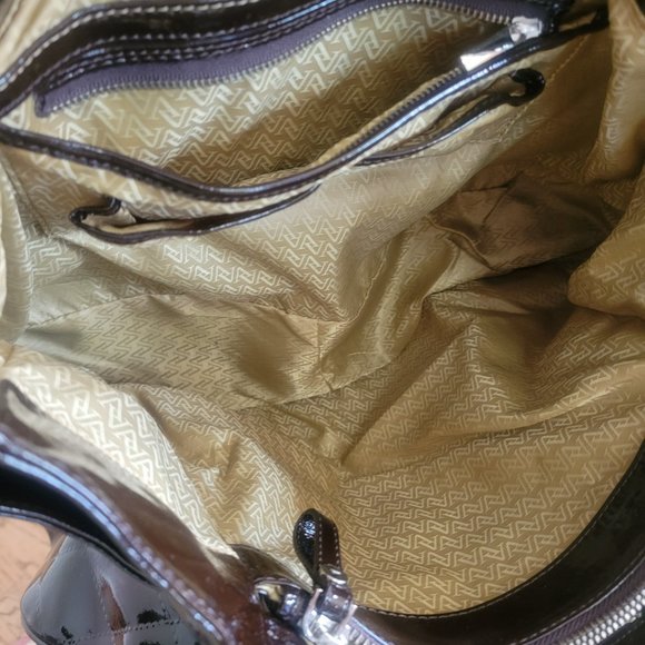 Vittadini XL Tote Bag Weekender Travel Bag Diaper Bag Brown Patent Leather - Picture 9 of 16